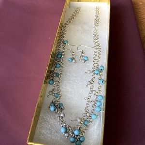 💎Necklace and Earrings set.💎